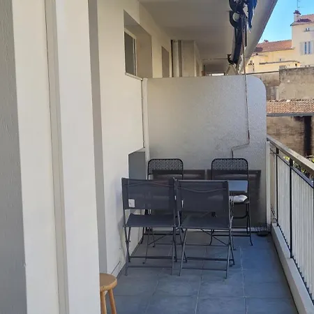 Appartement Azur - Elegant 3/4 Flat, Center And Close To The Beaches